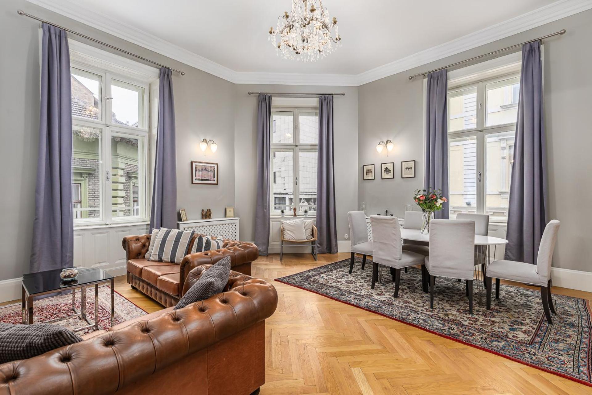 Spacious Victorian Residence By Grand Boulevard Будапеща Екстериор снимка